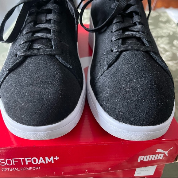 PUMA Smash V2 Wide - Black Suede. Mens: 8.5 Wide. - Picture 2 of 10
